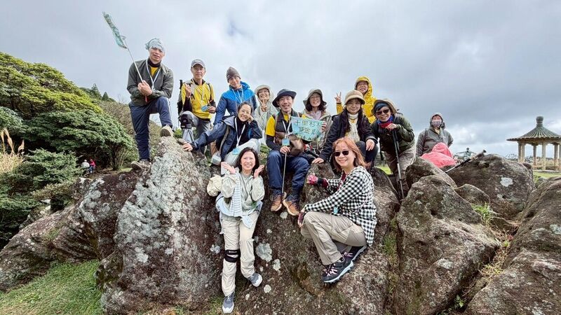 2025 陽明山夢幻湖步道走讀 —— 湖畔團體合影