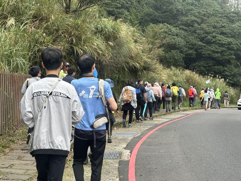 2025 陽明山夢幻湖步道走讀 —— 雲霧中的寂靜山徑