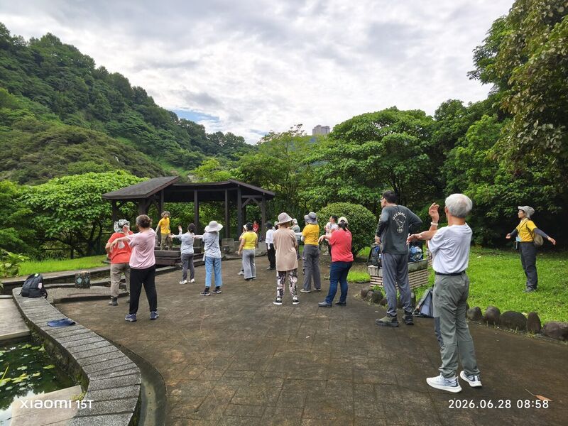2026 龍鳳谷步道健行暖身
