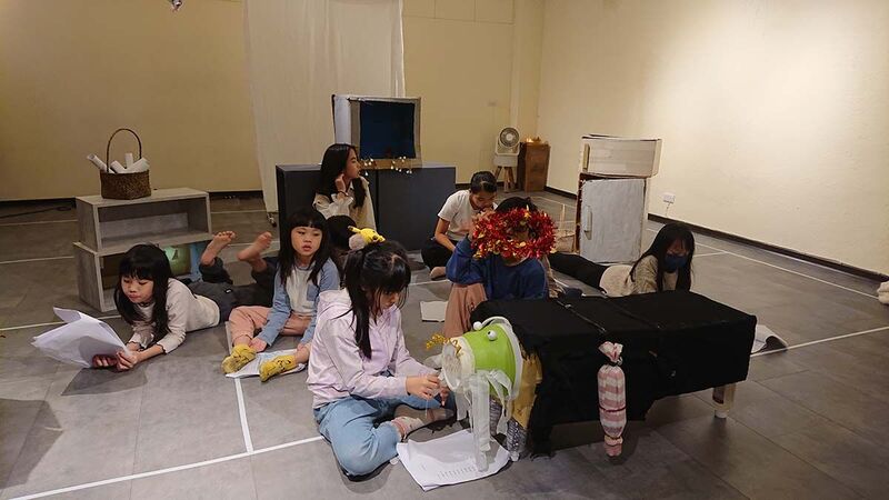 兒童營室內團體活動