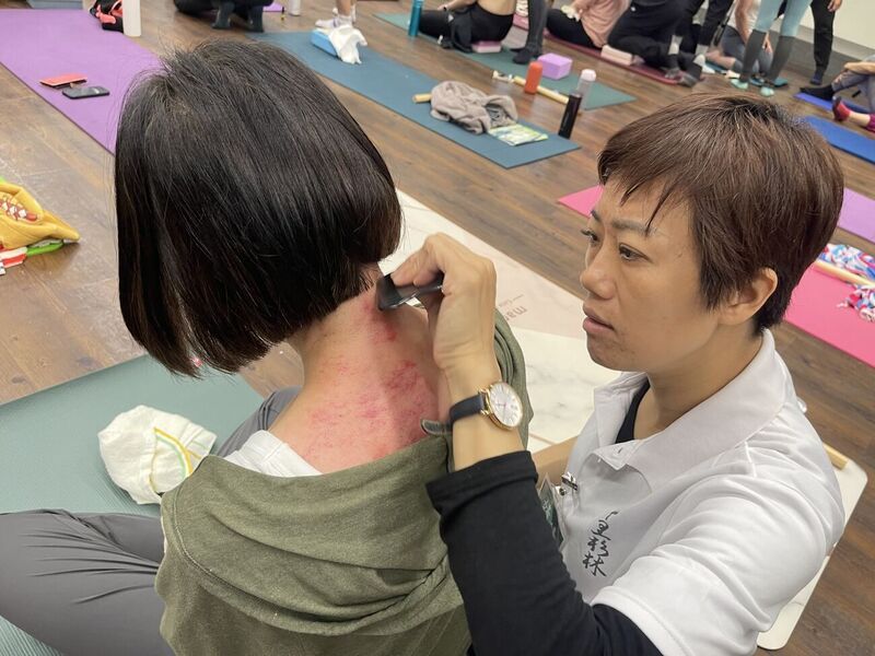 麻布山林間的團體合照